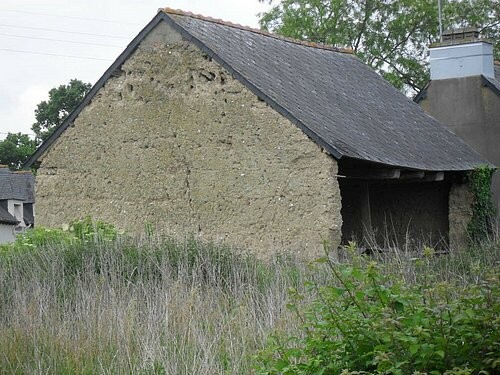 Plot of land with a ruin on site - 2