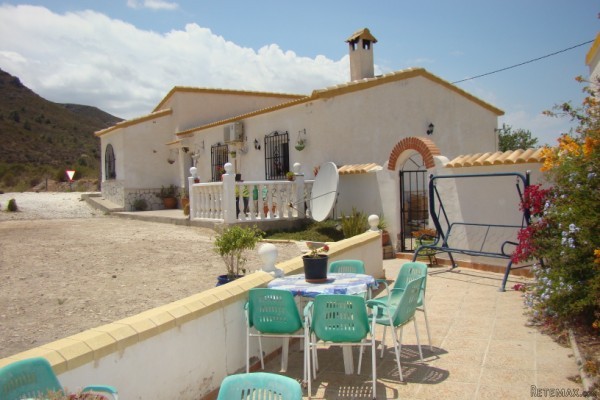 Villa For Sale, Cantoria, Almeria