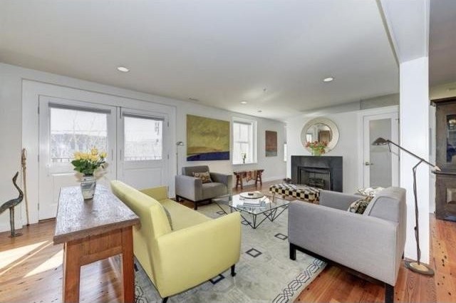 2 bedroom Apartment For Sale: 1210.. - 2