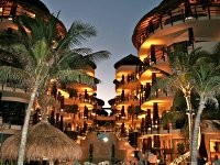El Taj Oceanfront