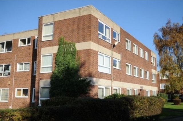 2 Bed Flat/Apartment To Let in.. - 2