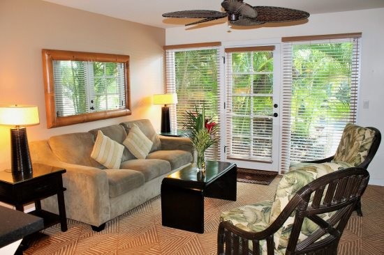 Aina Nalu Ground Floor Lahaina Condo..