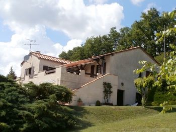 Beautiful Villa On 6.148m2 With.. - 2