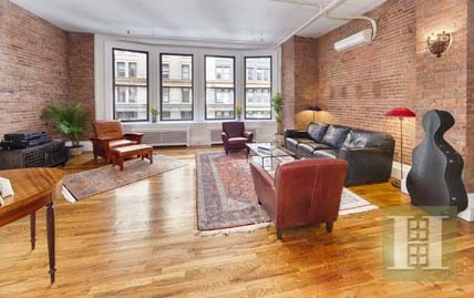 3 bedroom Apartment For Sale: 722..