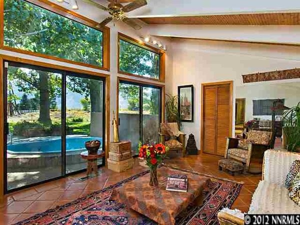 3 bedroom Residence For Sale: Minden.. - 2