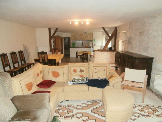 Large townhouse in very good condition.. - 2