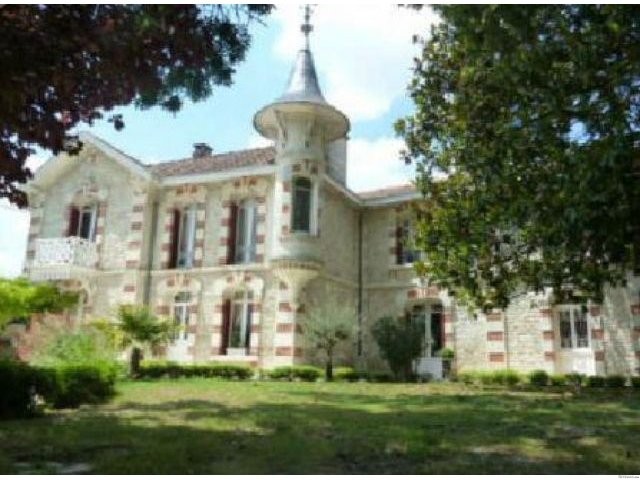 Superb 4 bed property of character.. - 2
