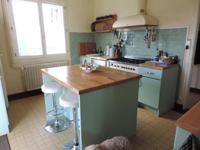 3 Bedroom Detached House For Sale - 2