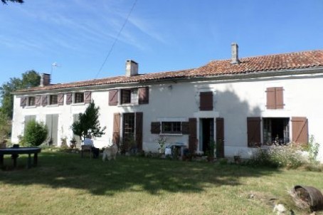 Stone House For Sale Nere