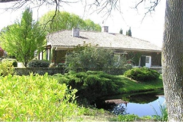 12 bedroom House For Sale: 16000.. - 2