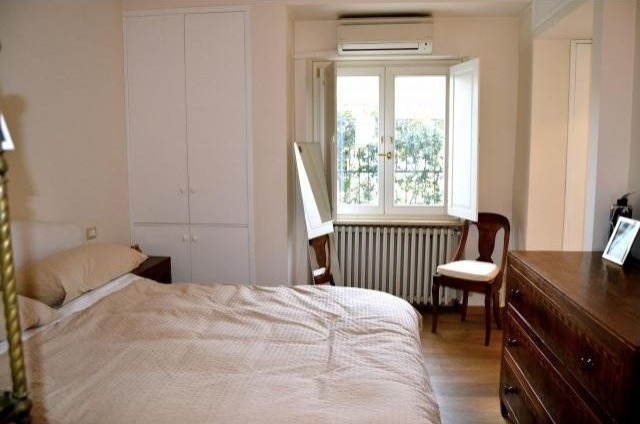 2 Bedrooms - Attic - For Sale - 2