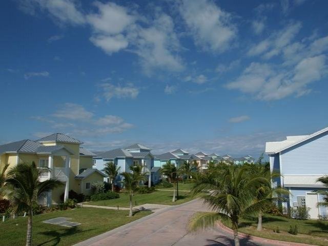 Apartment/townhouse - Located in Bimini..
