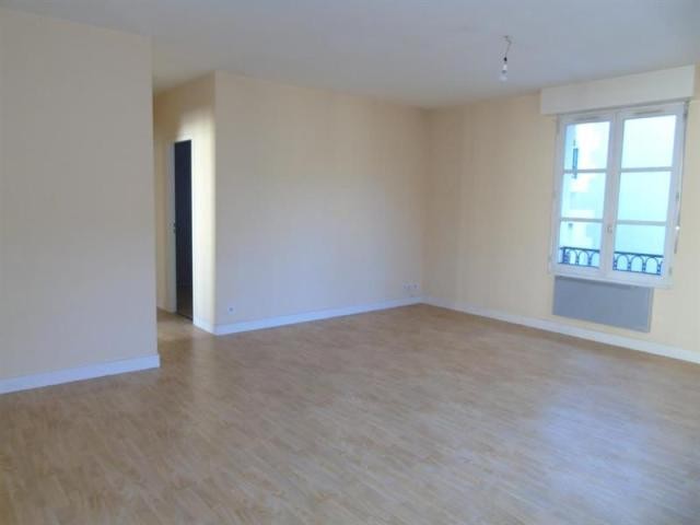 2 bedroom Flat For Sale: 86000 POITIERS - 2