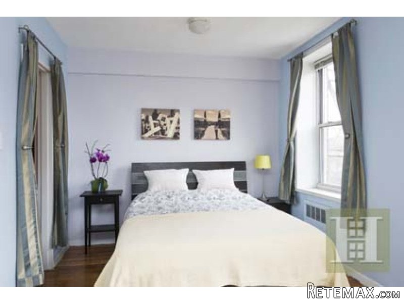 Apartment For Sale: 310 BEVERLEY RD - 2