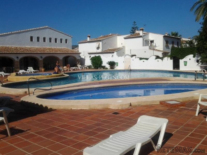 3 Bedroom Terraced House,Townhouse In.. - 2