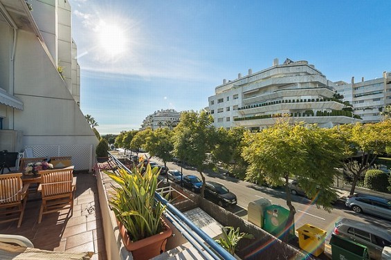 APARTMENT FOR SALE IN MARBELLA - 2