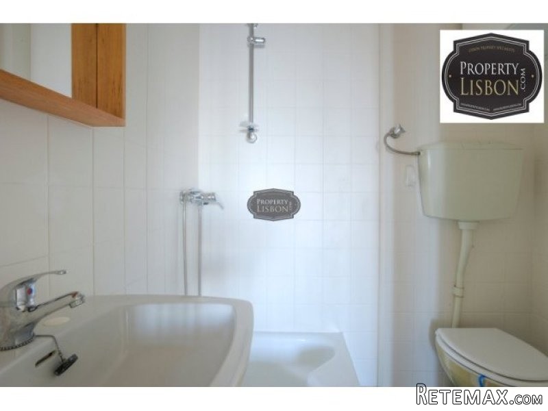2 Bedrooms - Apartment - LISBON - For