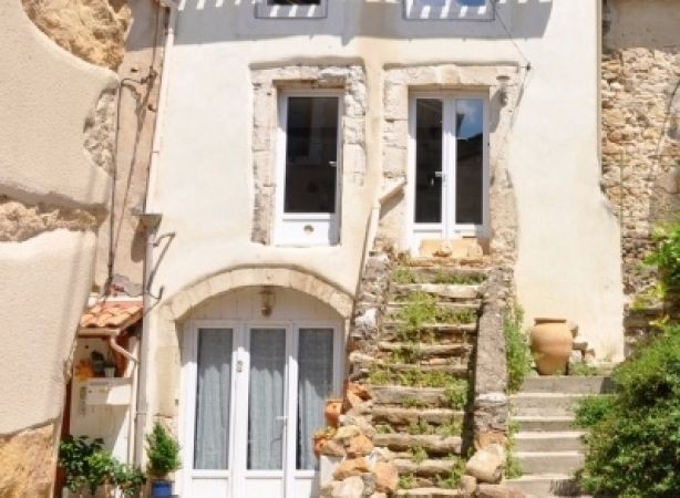Charming Renovated Village House - 2