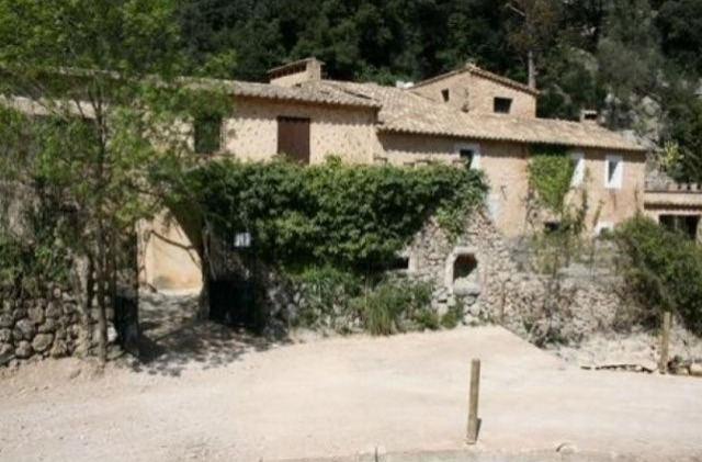Beautiful Finca In A Quiet Area In..