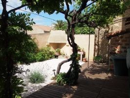 Lovely Renovated Village House - 2