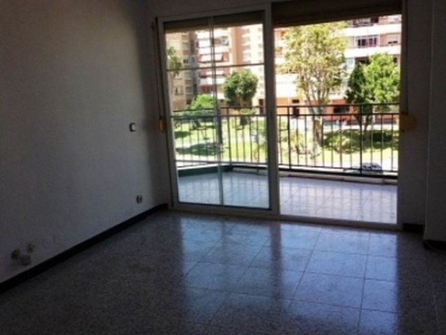 Apartment - Middle Floor Apartment.. - 2