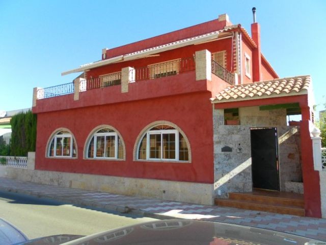 Detached for sale 219.750 € Costa..