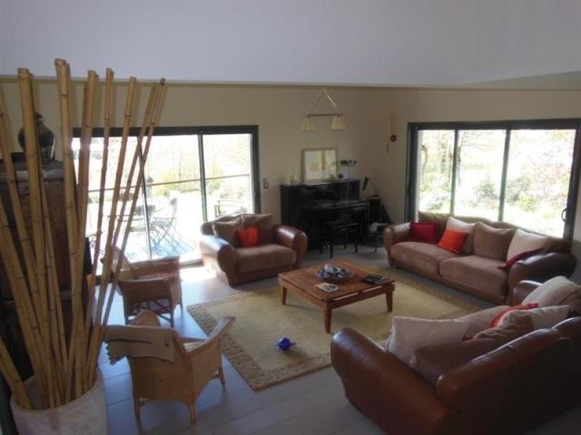 5 bedroom Villa For Sale: 79000 NIORT - 2