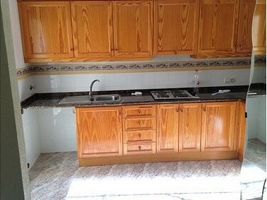REDUCED TO SELL 2 BEDROOM APARTMENT - 2