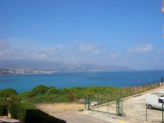 2 Bedroom Apartment, Albir, Costa..