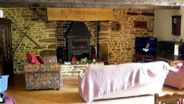 Property With 2 Guest Gites - 2