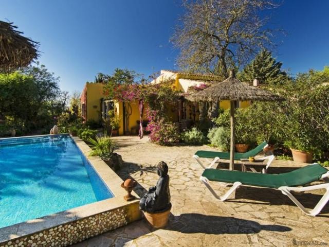 Generous bright country house with a..