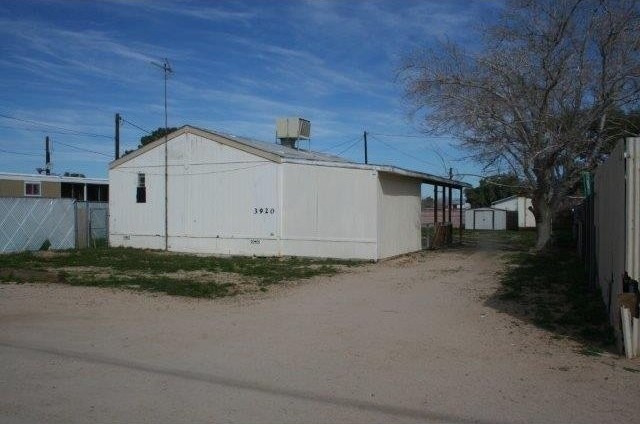 3920 West Graaf Ave Ridgecrest, CA.. - 2
