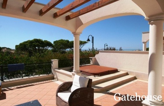 Apartments For Sale In Vale do Lobo..