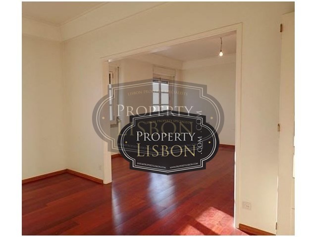 Fully Renovated T7 Lisbon Apartment for.. - 2