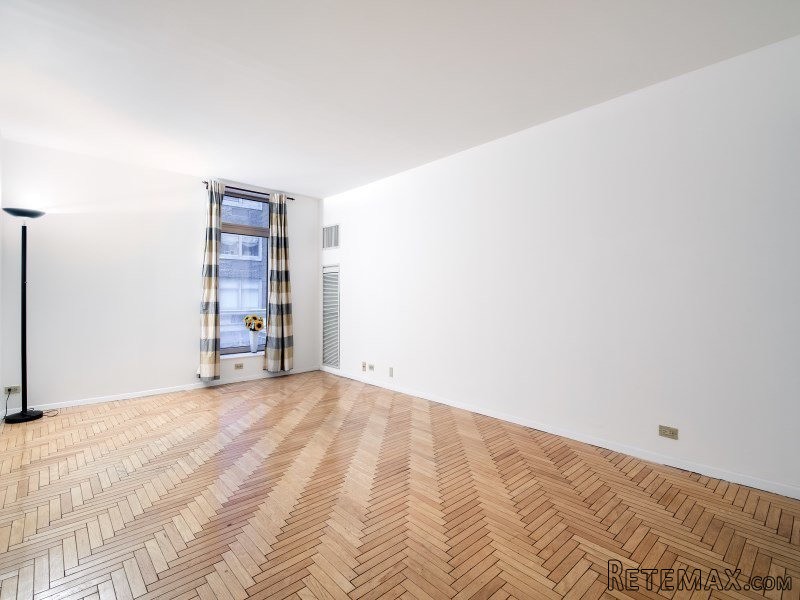 Condo - New York State - For Sale