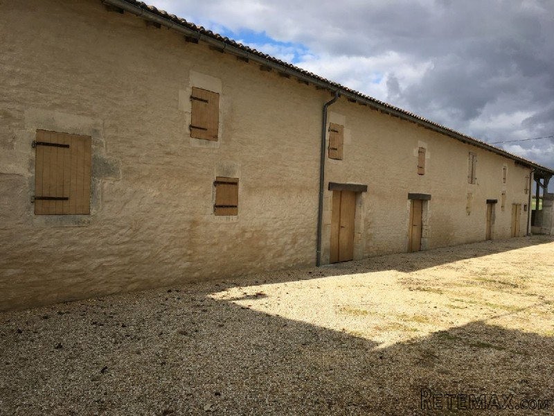 Farmhouse To Renovate With Large Stone.. - 2