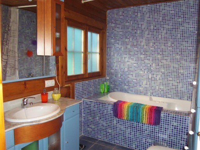 Villa - Very cosy, 3 bedroom 2 bathroom.. - 2