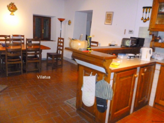 Country/farmhouse - For Sale -..