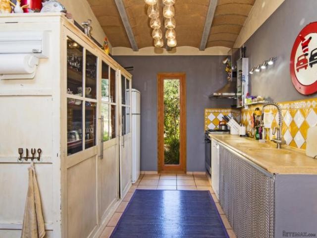 Generous bright country house with a.. - 2