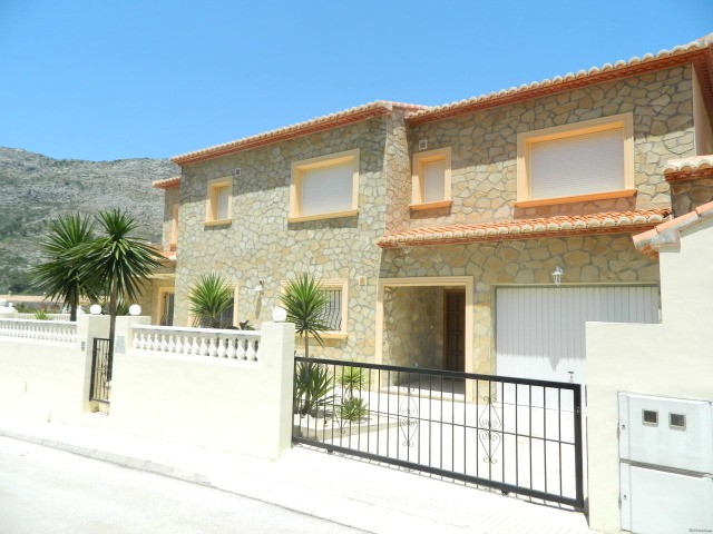Finca for sale in Benichembla - 2