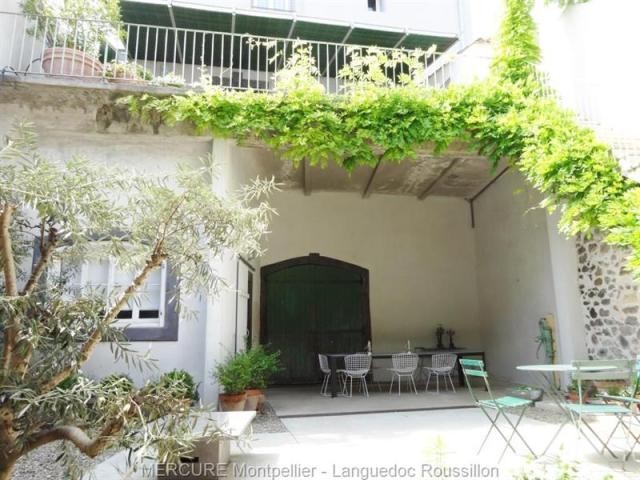 4 bedroom House For Sale: 34340.. - 2