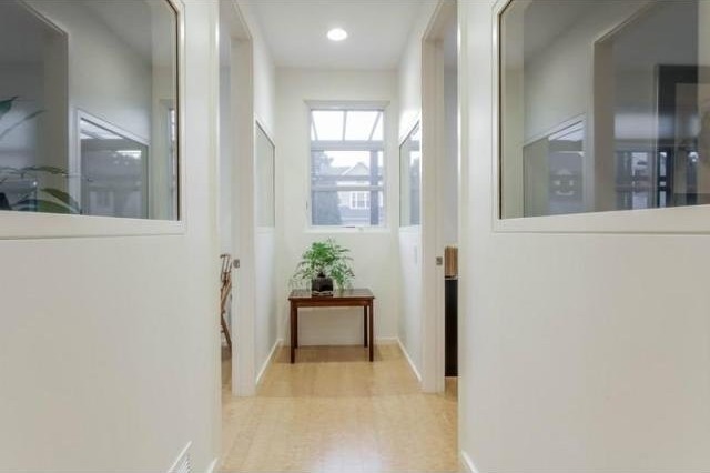 Commercial Property For Sale: Rhode.. - 2