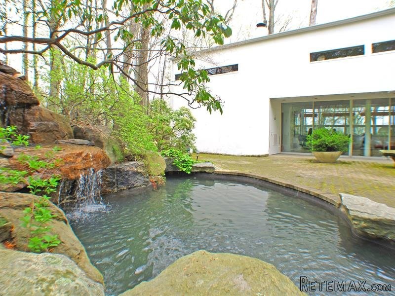 4 bedroom House For Sale: 37 Windmill.. - 2