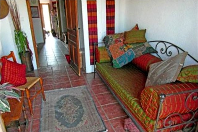 Stylish Townhouse in the Quite Village..