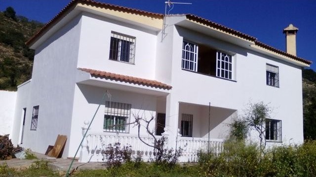 5 Bed Villa for sale in Alora