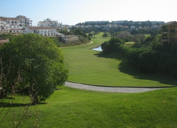 APARTMENT FOR SALE IN MIJAS COSTA