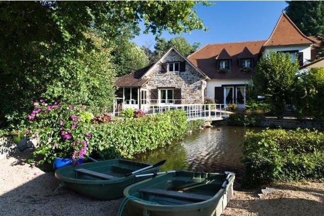 13 bedroom Commercial Property For..