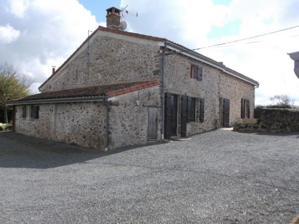 Delightful Large Stone Built Cottage - 2