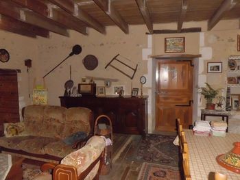 Old Farmhouse With Barn On 3.5 Acres Of.. - 2