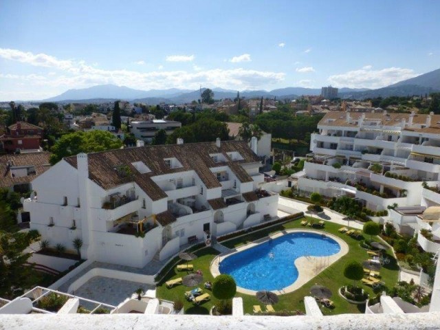 PENTHOUSE FOR SALE IN NUEVA ANDALUCIA